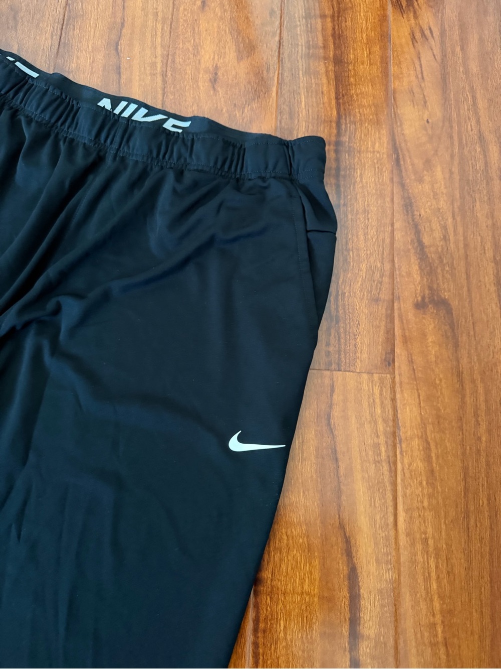 Nike Joggers XXL - Picture 7 of 8
